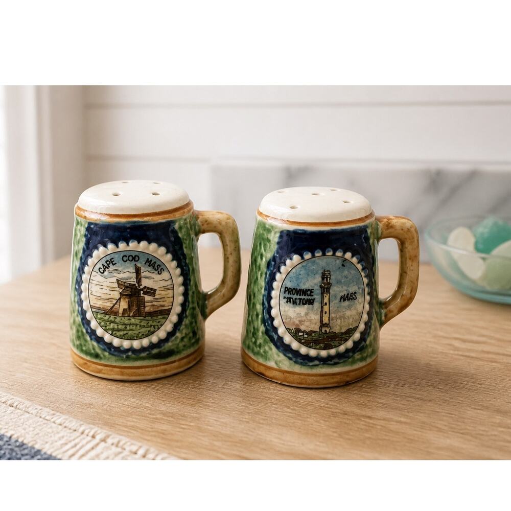 Vintage Nico Salt & Pepper Shaker Set From Cape Cod Massachusetts Made In Japan